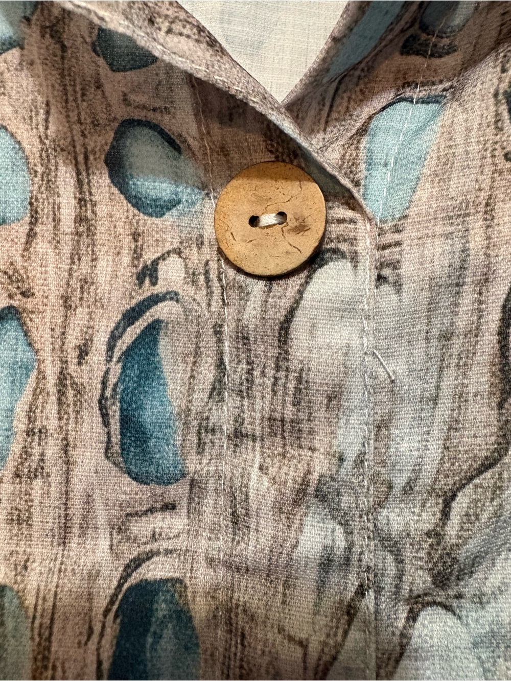 Light Blue and Beige Patterned Button-Front Womens Top #2336 - Picture 3 of 7